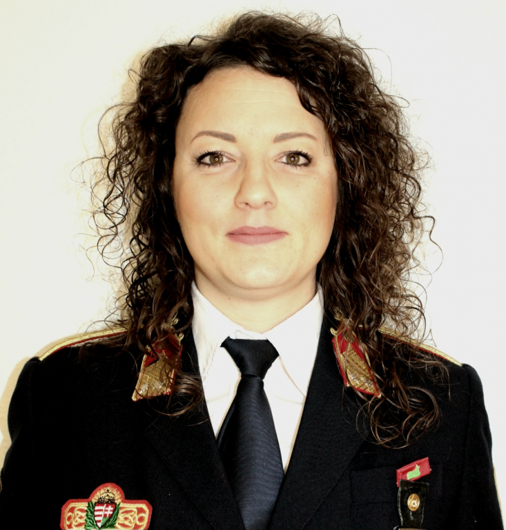 dr. Bakaity Mónika fotója